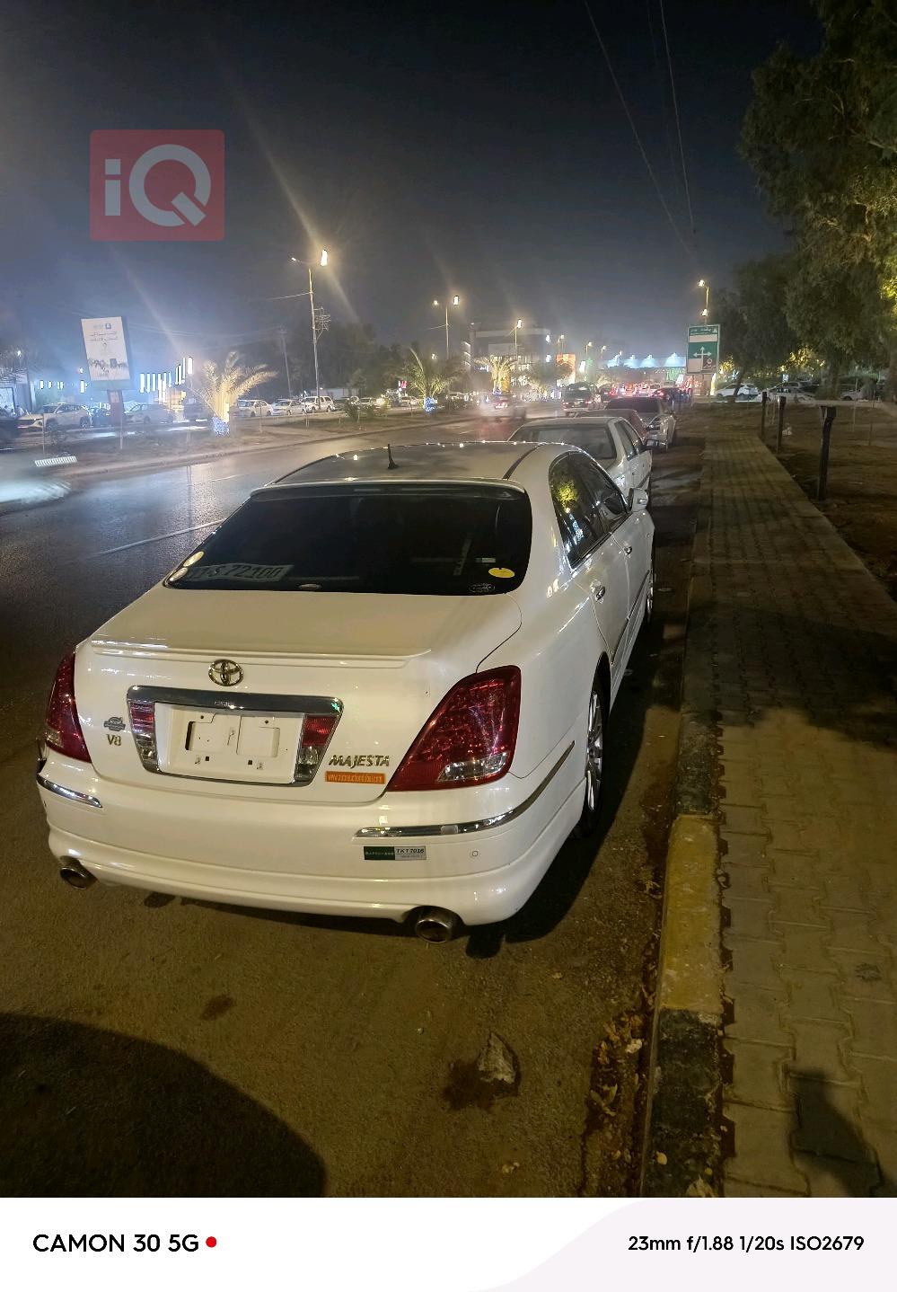 تۆیۆتا کراون